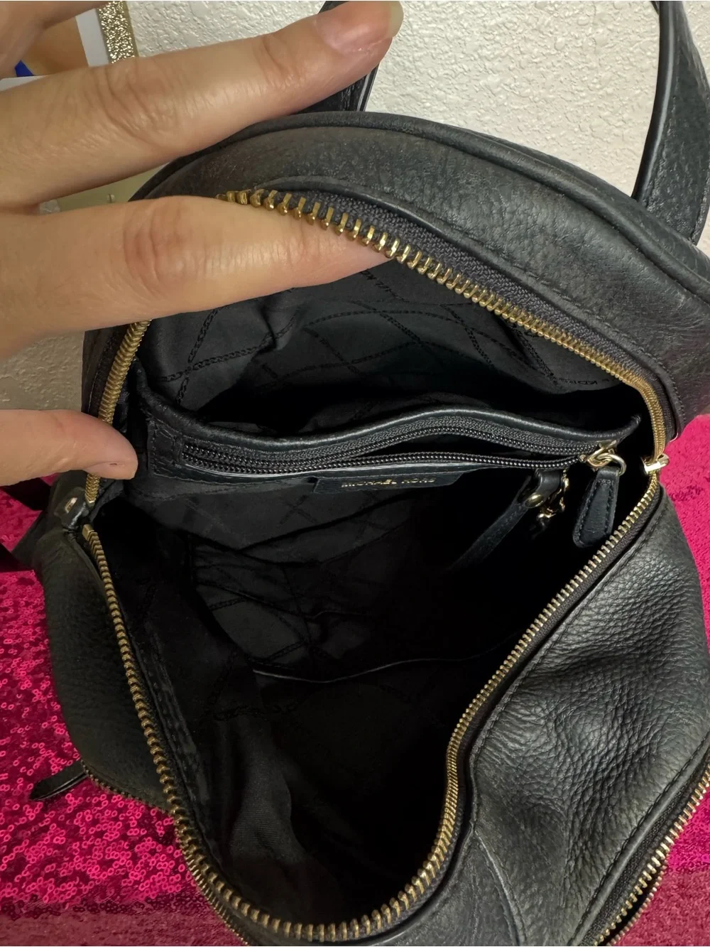 MICHAEL KORS 🖤 Pebbled Black Leather Backpack, Gold Hardware, 3 compartments